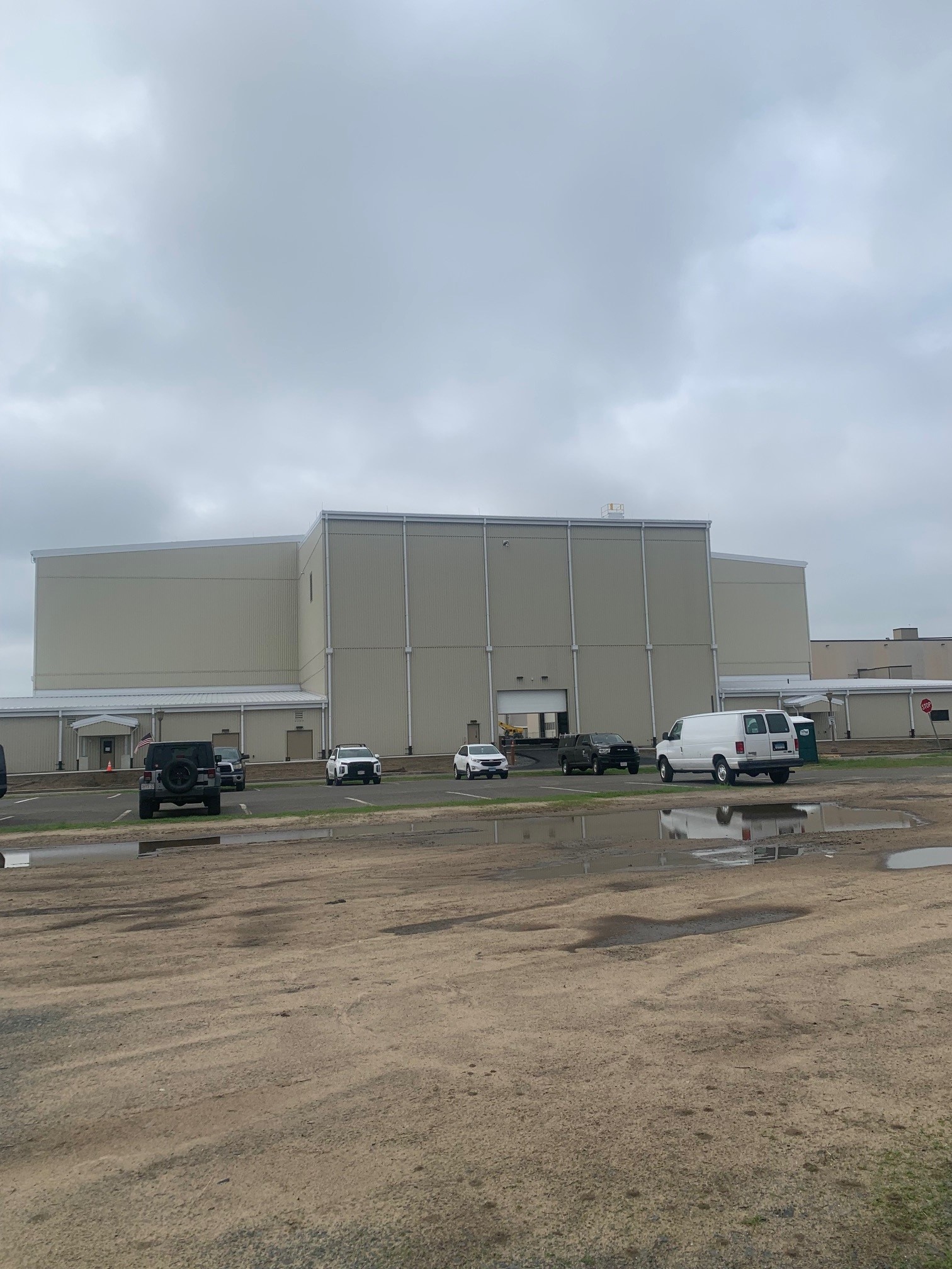 aircraft_hanger.jpg